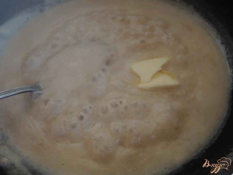 Фото приготовление рецепта: Телятина в сметанном соусе шаг №12