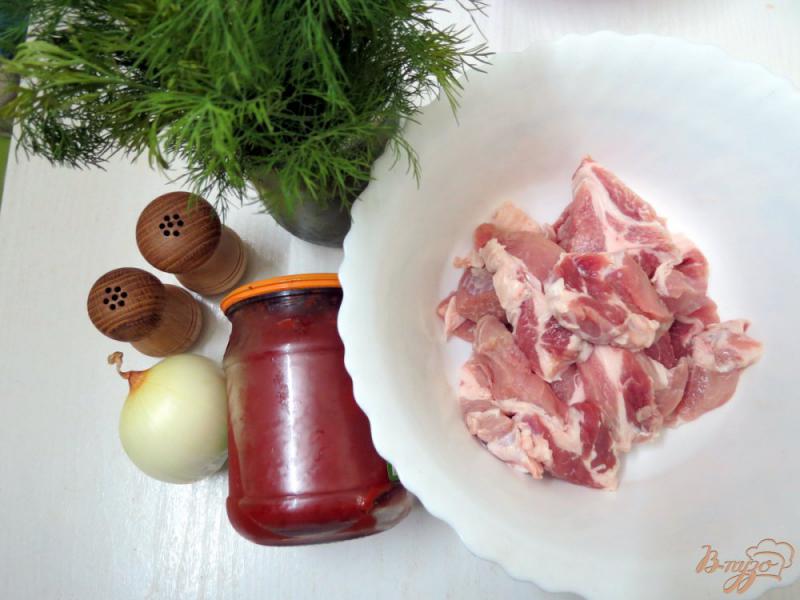 Фото приготовление рецепта: Капуста тушёная острая с томатом шаг №1