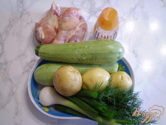 Фото приготовление рецепта: Суп с кабачком в мультиварке шаг №1
