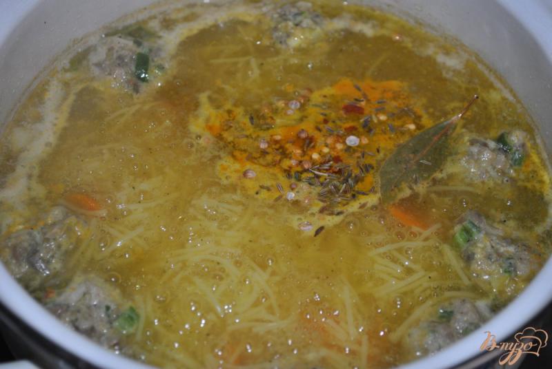 Фото приготовление рецепта: Крем-суп с фрикадельками шаг №12