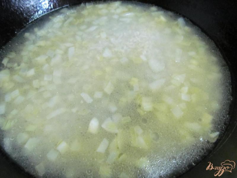 Фото приготовление рецепта: Рисовый крем с домашними колбасками шаг №3