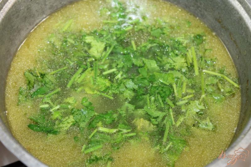 Фото приготовление рецепта: Суп - пюре с кабачка с ржаными гренками шаг №6