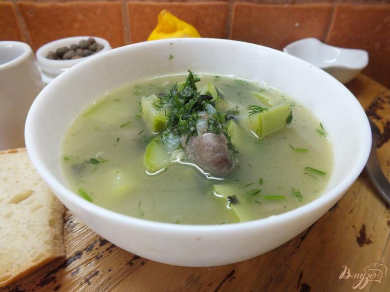 Фото приготовление рецепта: Суп с куриными сердечками и кабачком шаг №8