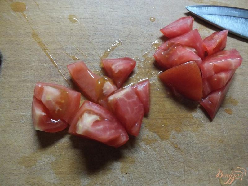 Фото приготовление рецепта: Салат из макарон с помидорами и соевыми бобами шаг №1