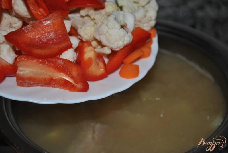 Фото приготовление рецепта: Жаркое со свиными ребрами, овощами и хамоном шаг №10