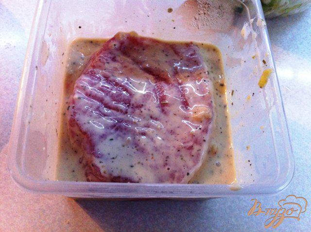 Фото приготовление рецепта: Свинина гриль  в кефирном маринаде шаг №1
