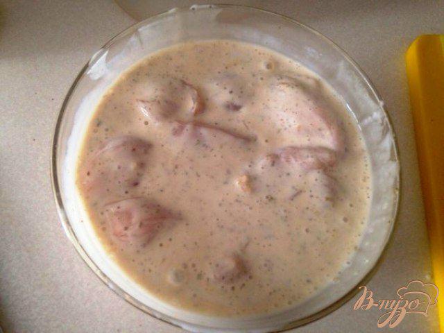 Фото приготовление рецепта: Куриное филе в сырно-чипсовой панириовке шаг №3