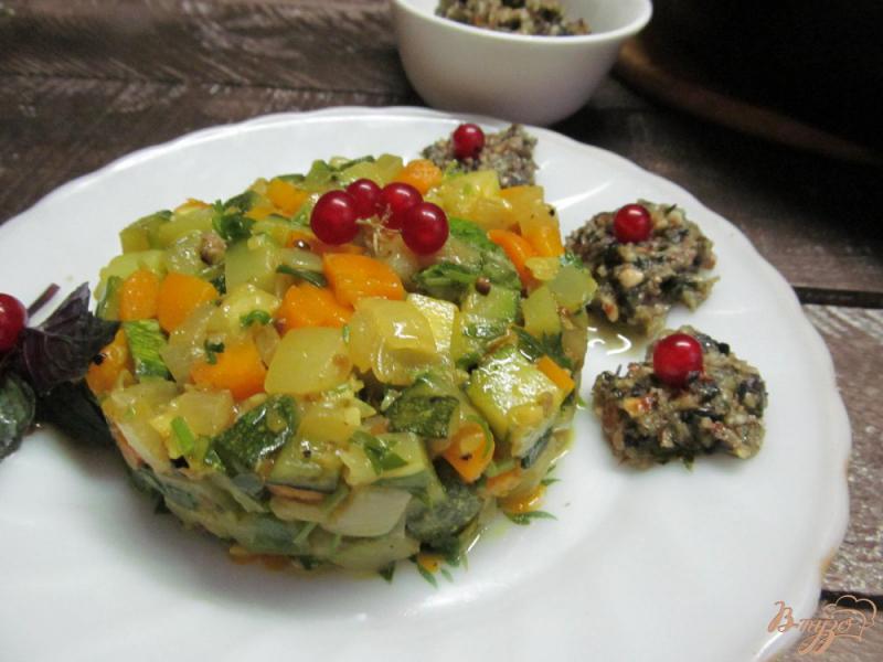Фото приготовление рецепта: Жаренные овощи с соусом песто шаг №9