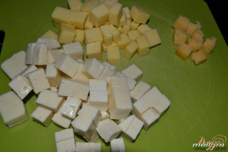 Фото приготовление рецепта: Сыр в остро-медовом маринаде шаг №1