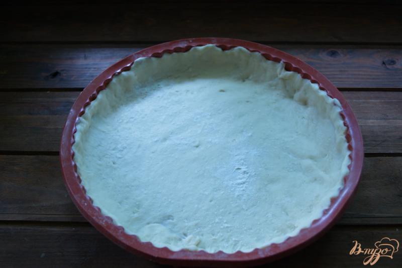 Фото приготовление рецепта: Заливной пирог с индейкой и кабачком шаг №2