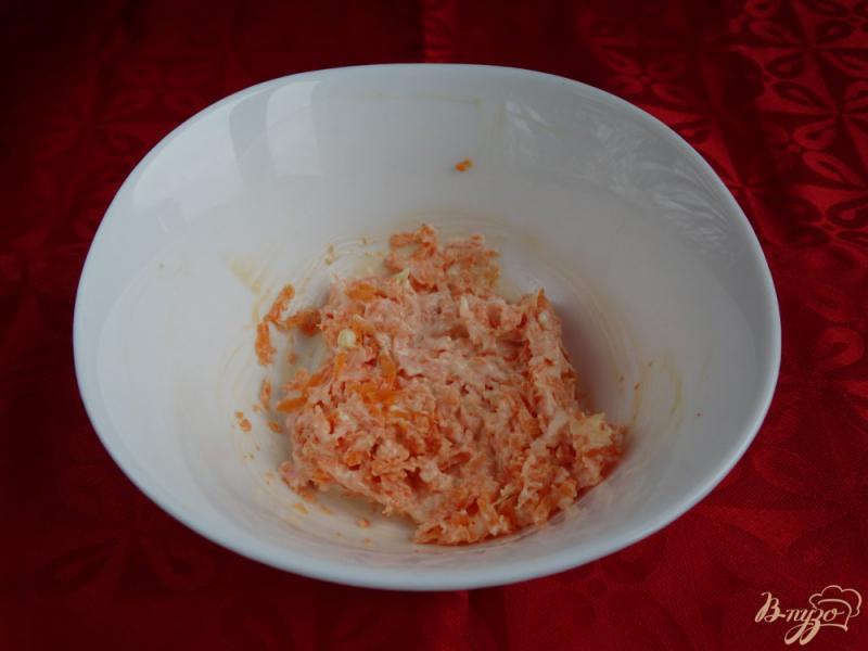 Фото приготовление рецепта: Закуска из кабачков моркови и манго шаг №7