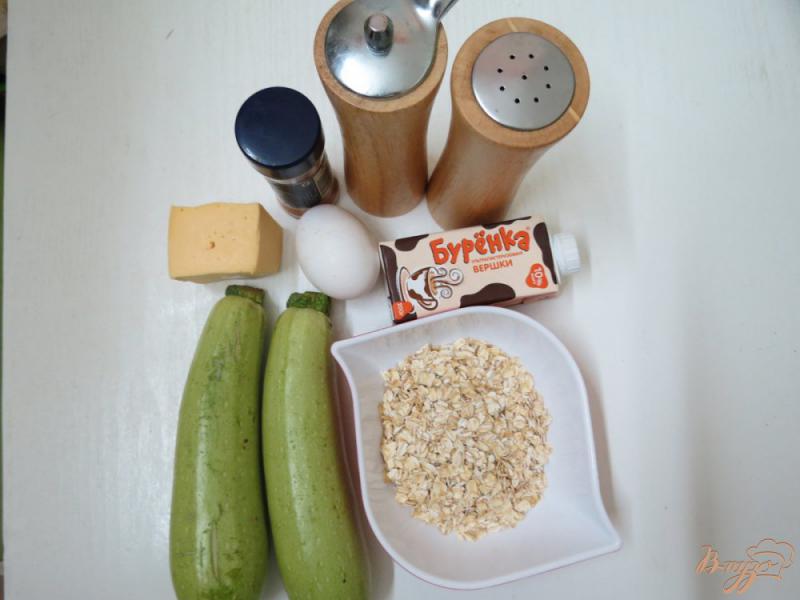 Фото приготовление рецепта: Суфле из кабачков с черри и сливками шаг №1