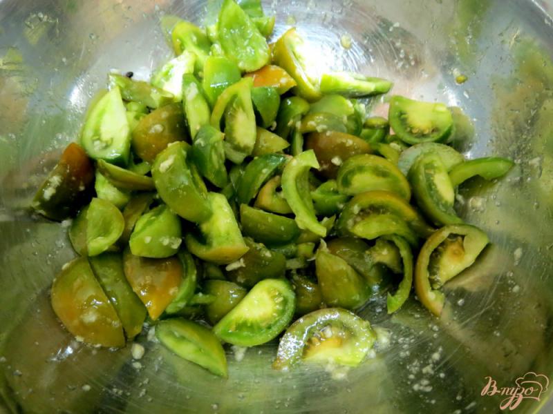 Фото приготовление рецепта: Салат из помидоров на зиму шаг №5
