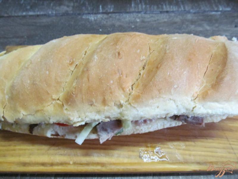 Фото приготовление рецепта: Огромный сендвич шаг №8