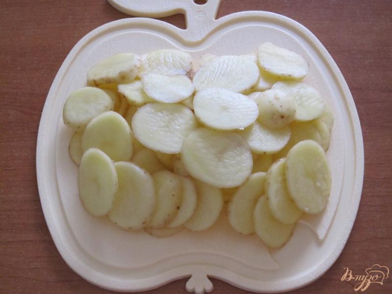 Фото приготовление рецепта: Запеканка из картофеля с кабачками шаг №2