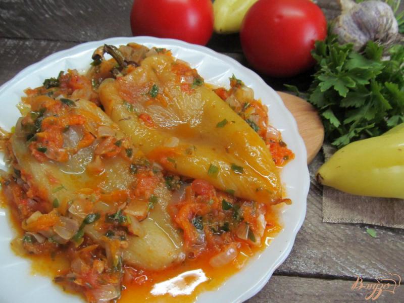 Фото приготовление рецепта: Болгарский перец в овощах шаг №9