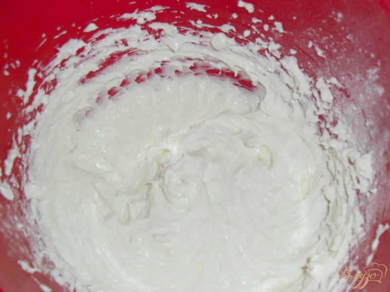 Фото приготовление рецепта: Пирог из топленого молока с творогом шаг №3
