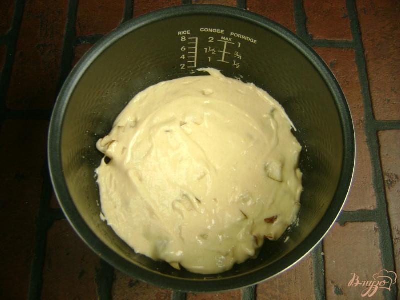 Фото приготовление рецепта: Ванильный бисквит с грушами шаг №9