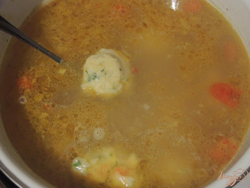Фото приготовление рецепта: Суп с картофельными клецками шаг №12