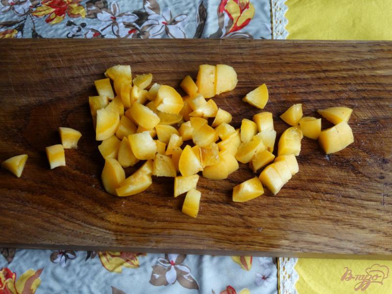 Фото приготовление рецепта: Кекс на сметане с абрикосами шаг №6