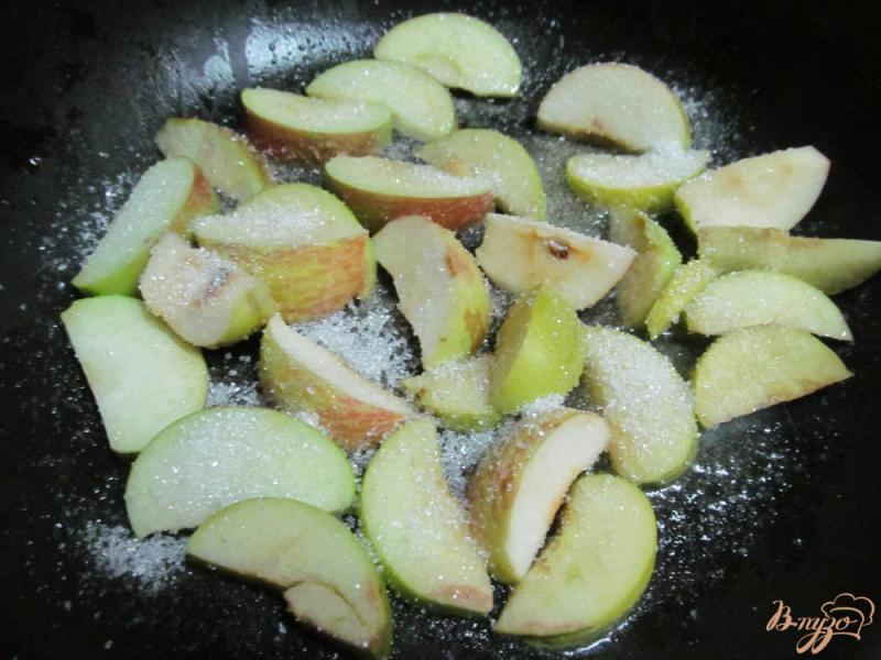 Фото приготовление рецепта: Блинчики с яблочно-абрикосовой начинкой шаг №1