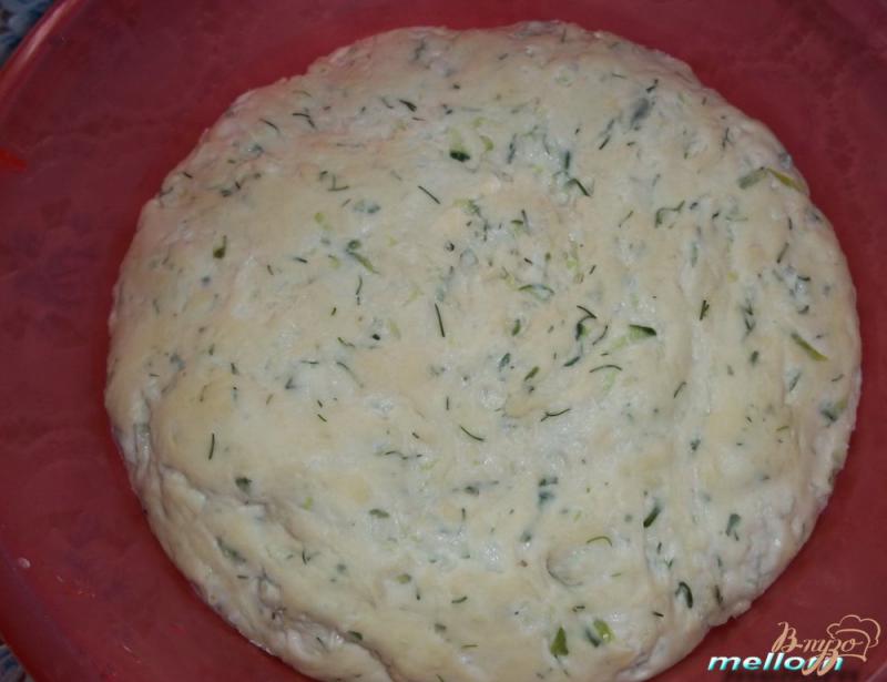 Фото приготовление рецепта: Огуречный хлеб с сыром шаг №2