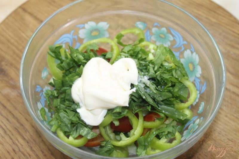 Фото приготовление рецепта: Овощной салат с мясными шариками шаг №8