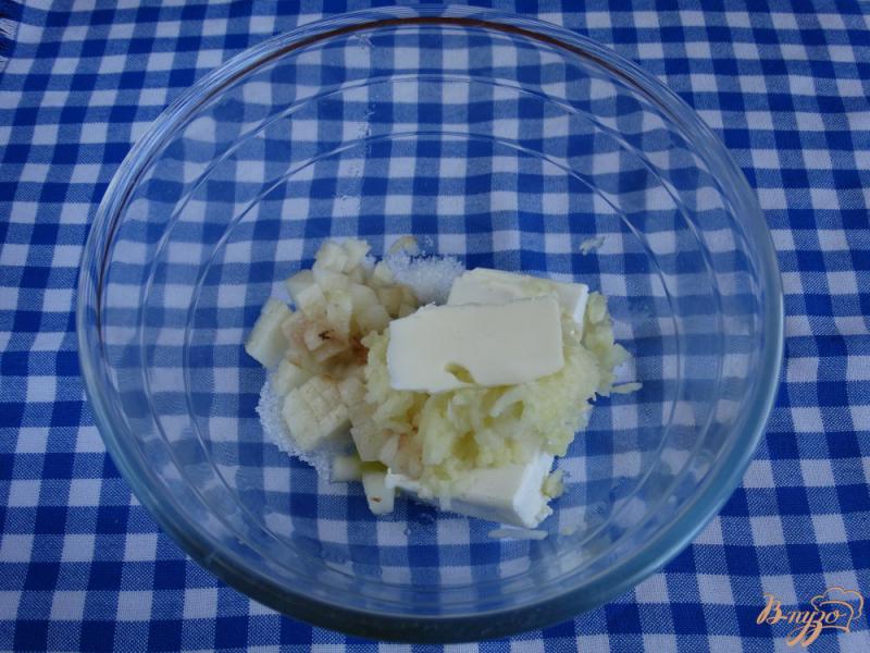 Фото приготовление рецепта: Творожная запеканка с рисом и фруктами на пар шаг №4