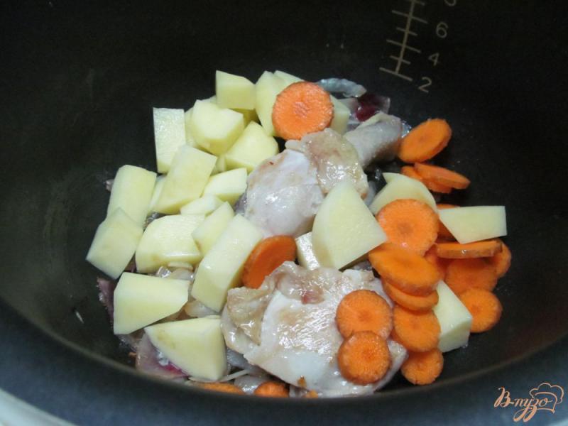 Фото приготовление рецепта: Овощное рагу с курицей в мультиварке шаг №2