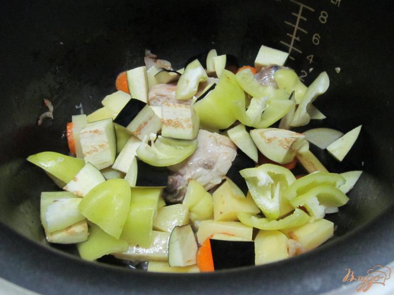 Фото приготовление рецепта: Овощное рагу с курицей в мультиварке шаг №3