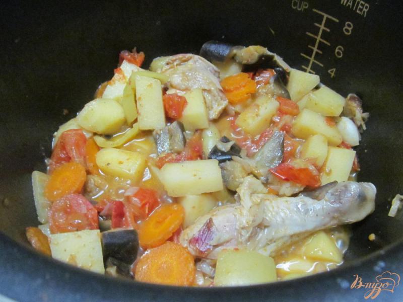Фото приготовление рецепта: Овощное рагу с курицей в мультиварке шаг №6