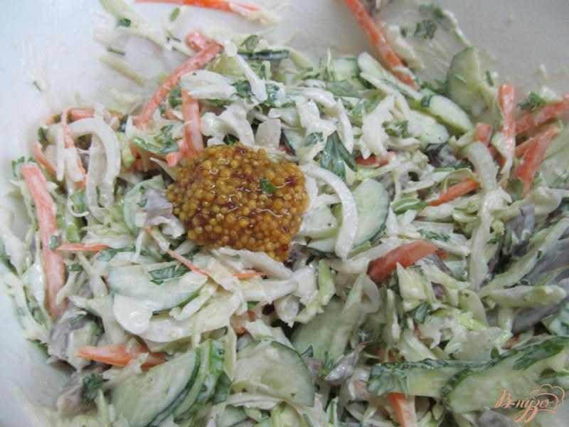 Фото приготовление рецепта: Сердечный салат из капусты шаг №8