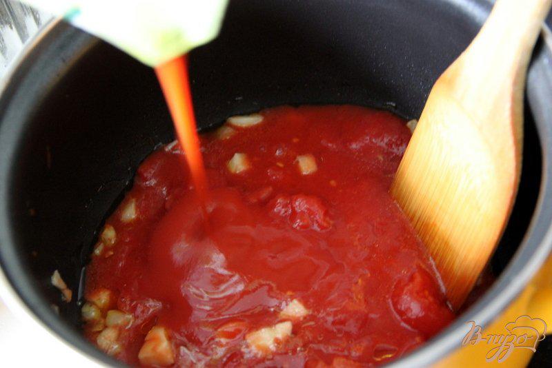 Фото приготовление рецепта: Тефтельки в томатном соусе по-итальянски шаг №5