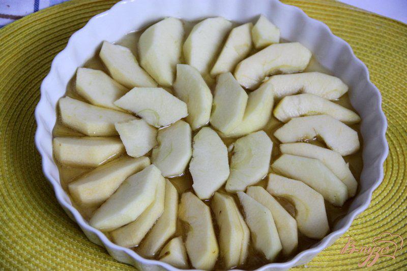 Фото приготовление рецепта: Постный яблочный пирог шаг №5