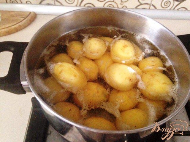 Фото приготовление рецепта: Картофель с сыром шаг №1