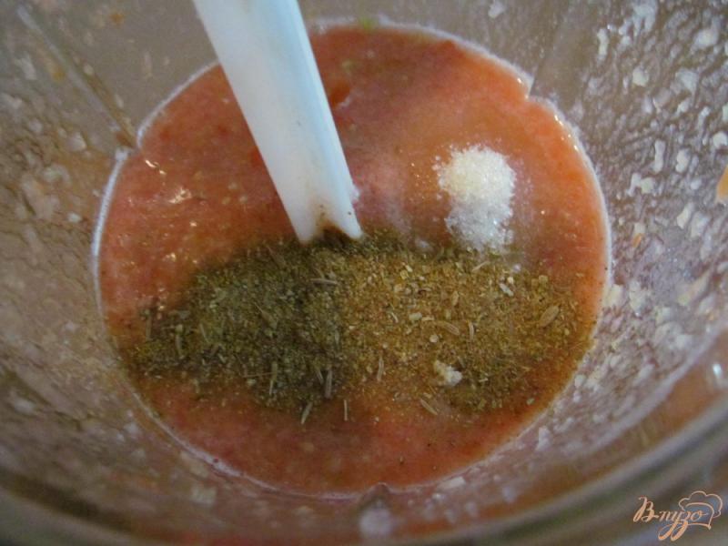Фото приготовление рецепта: Шашлык на пиве с соусом из свежего помидора шаг №6