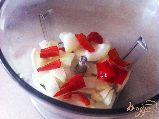 Фото приготовление рецепта: Куриные котлеты в томатном соусе шаг №3