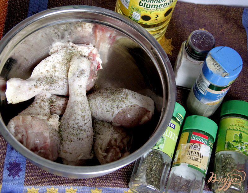 Фото приготовление рецепта: Курица в собственном соку, из банки шаг №1