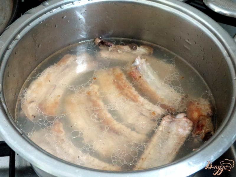 Фото приготовление рецепта: Жаркое из свиных рёбрышек шаг №5