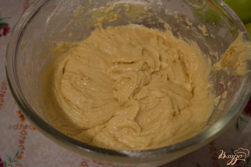 Фото приготовление рецепта: Пирог миндально-вишневый шаг №2