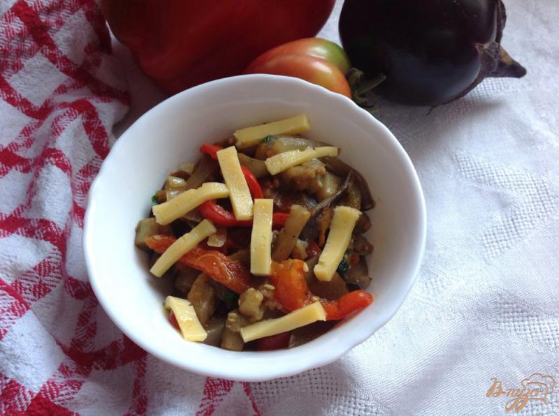 Фото приготовление рецепта: Яркий овощной салатик шаг №10