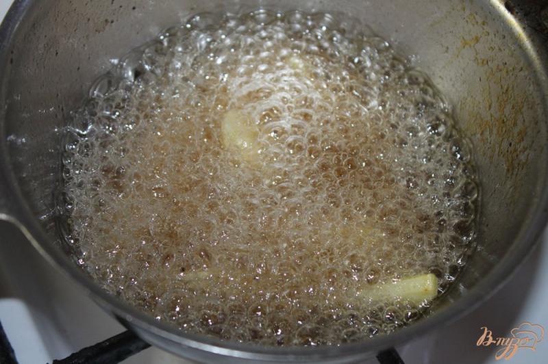 Фото приготовление рецепта: Картофель фри с шашлычным соусом шаг №3