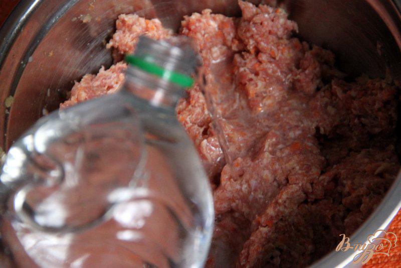 Фото приготовление рецепта: Ароматные мясные шарики из духовки шаг №2