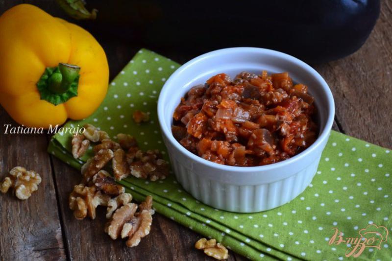 Фото приготовление рецепта: Овощное рагу с грецкими орехами шаг №7