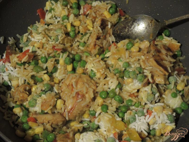 Фото приготовление рецепта: Курица в чатни с овощами шаг №5