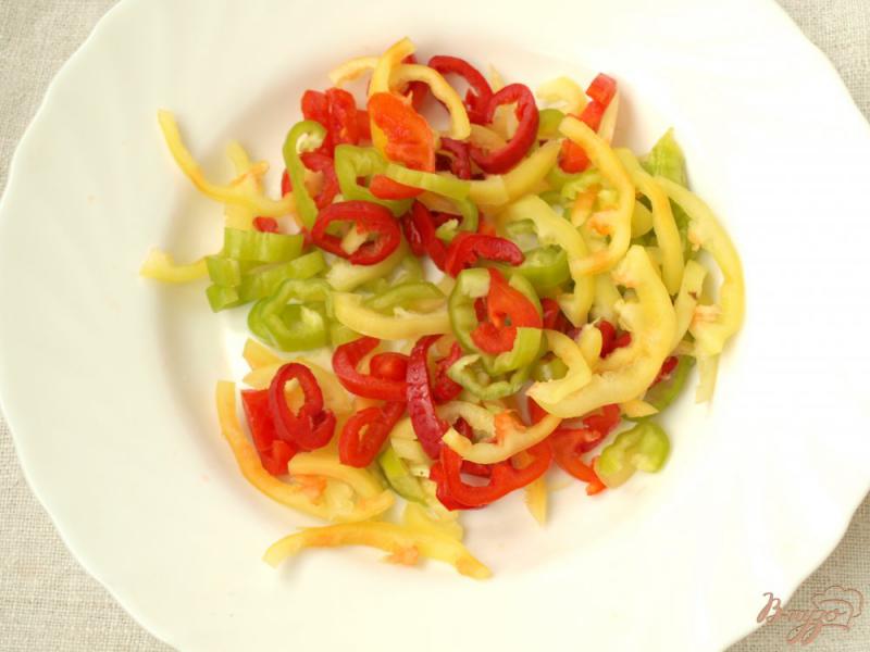 Фото приготовление рецепта: Салат из летних овощей шаг №1