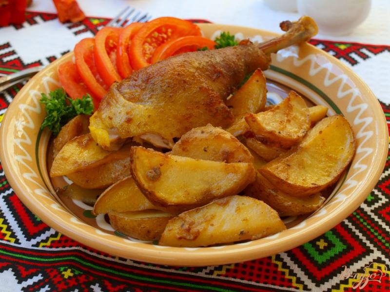 Фото приготовление рецепта: Курица запечённая с картофелем в горчичном соусе шаг №4