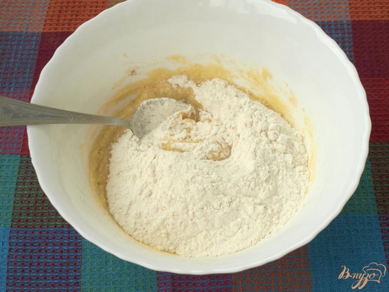 Фото приготовление рецепта: Пряное медовое печенье шаг №2