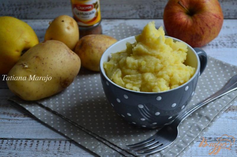 Фото приготовление рецепта: Картофельно-яблочное пюре шаг №5