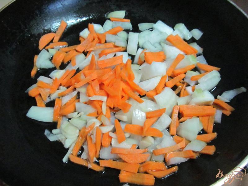 Фото приготовление рецепта: Юшка картофельная с цветной капустой шаг №3